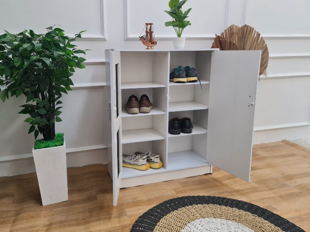 Tips Meletakkan Rak Sepatu Agar Tidak Terkesan Penuh dalam Ruangan